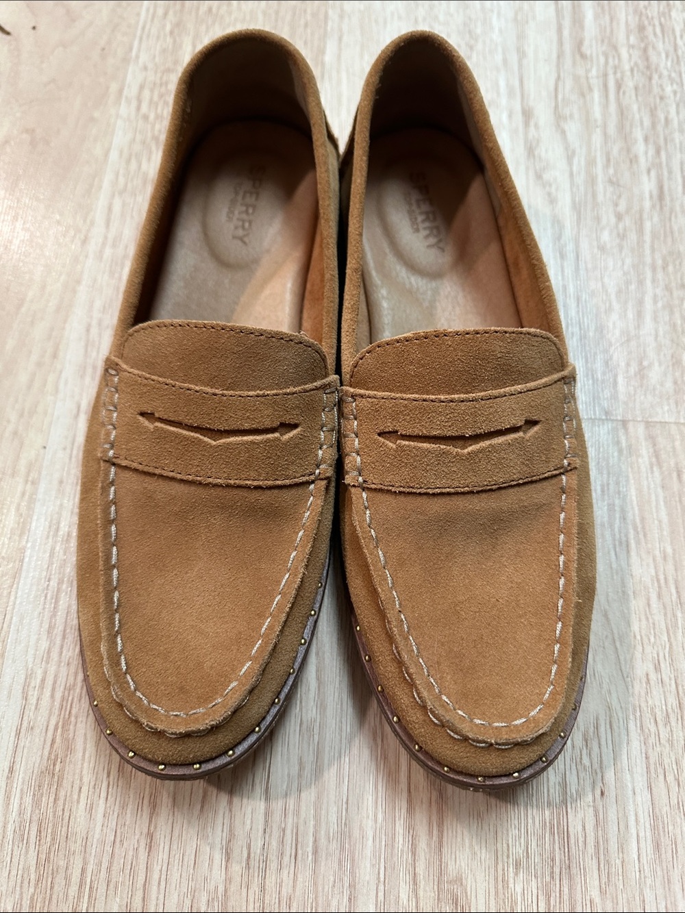 Women’s Sperry Tan Suede Loafers 8.5
